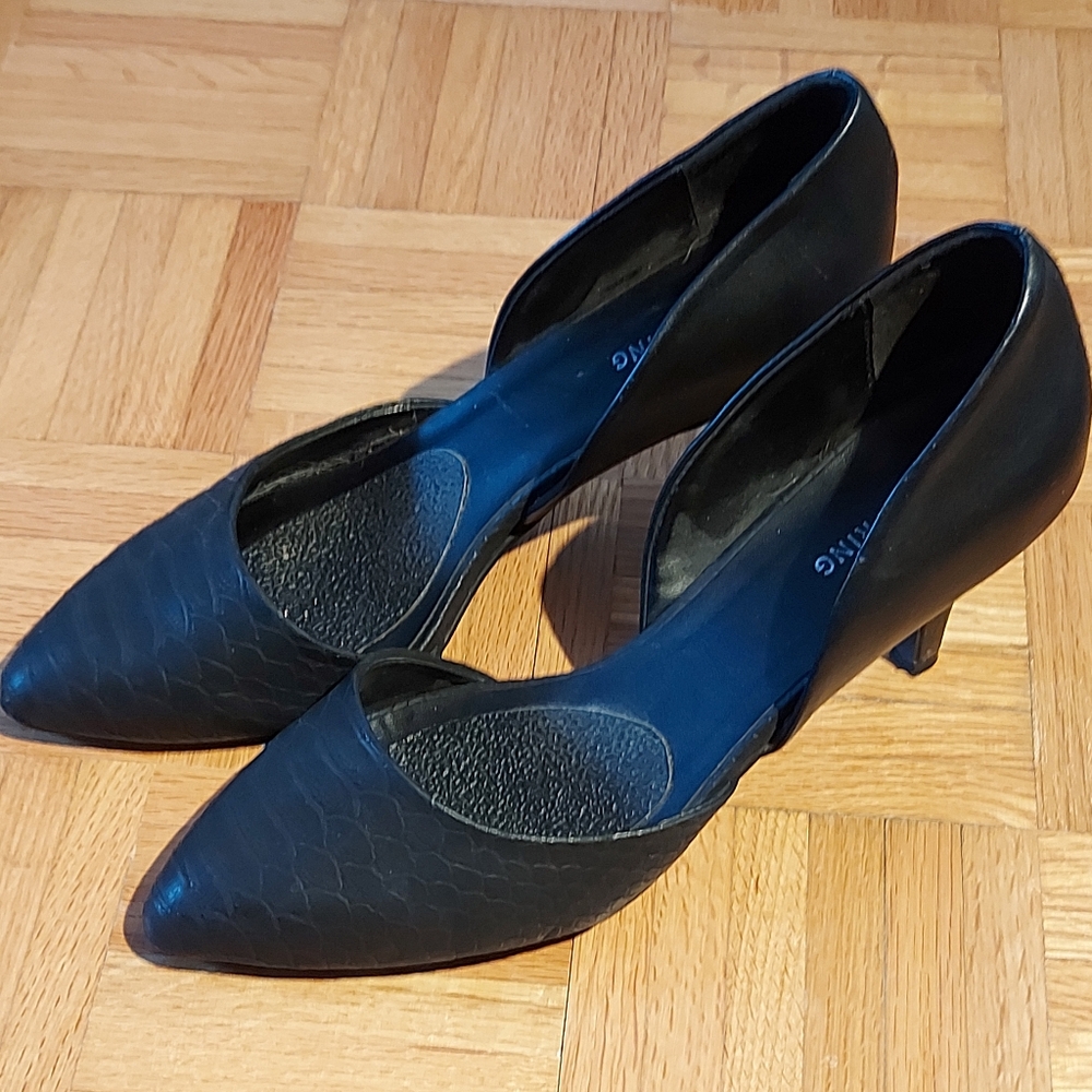 Call it spring Black Leather 3 inch Heel Pumps